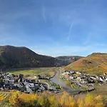 Und Restaurant Zur Kleinen Rebe